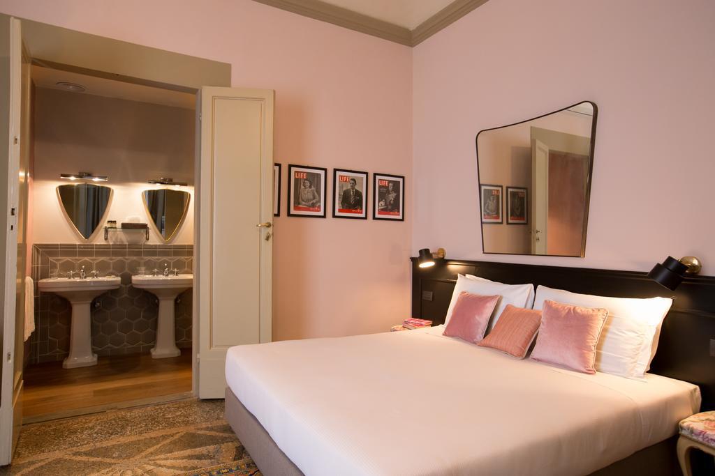 Adastra Suites Флоренция Екстериор снимка